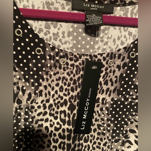 1X plus leopard NWT Liz Mc Coy woman stretch top new - Picture 2 of 5